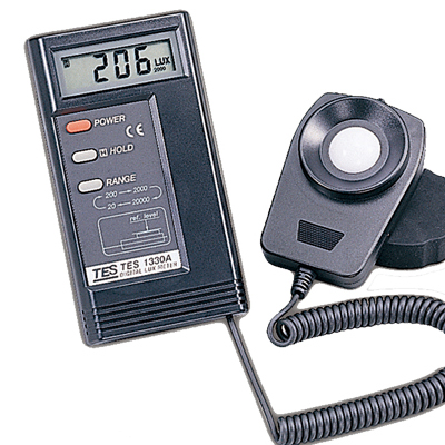 TES-1330A/1332A/1334A 数字式照度计